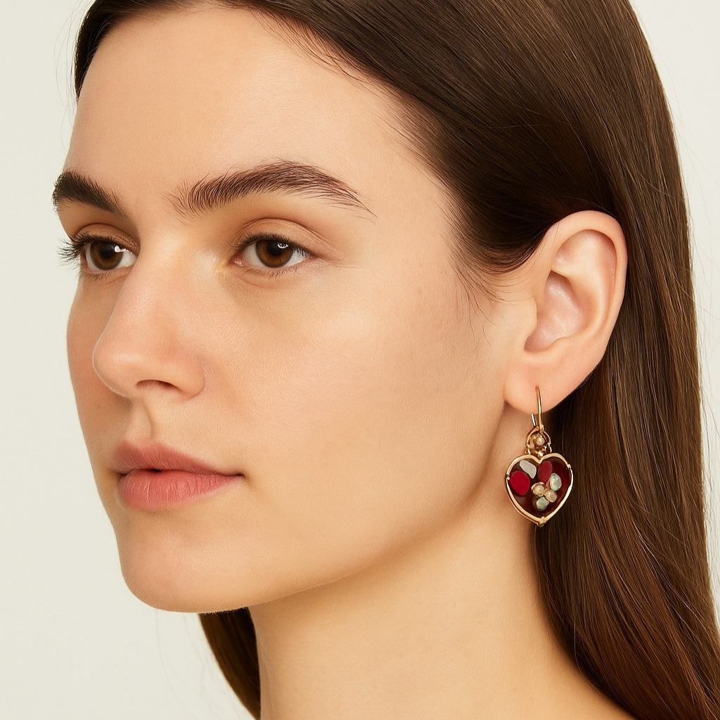 Fashionable Heart-Shaped Earring Set With Crystal Skull Design