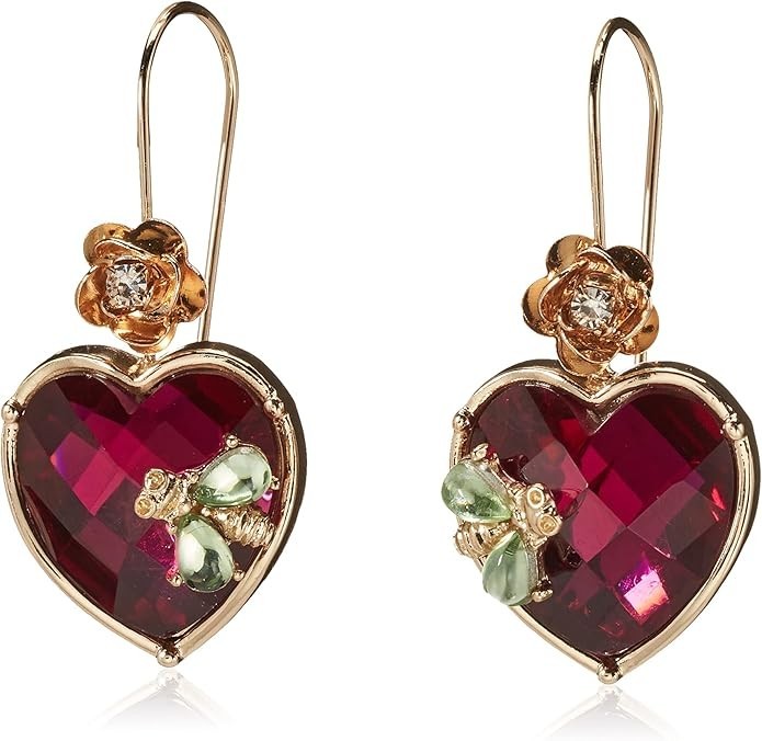Fashionable Heart-Shaped Earring Set With Crystal Skull Design