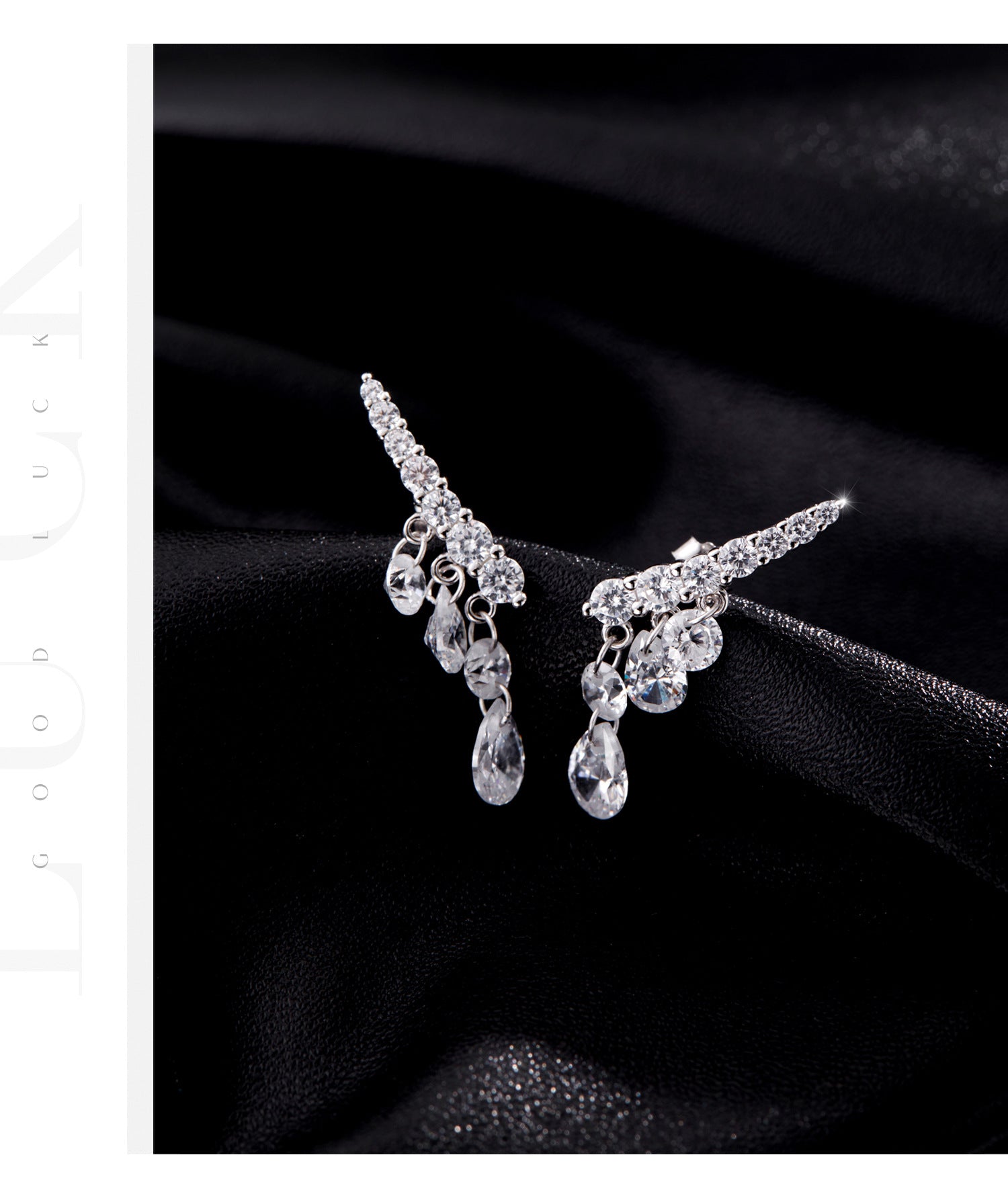 Exquisite Swaying Row Of Diamonds And Small Diamond Earrings For Women