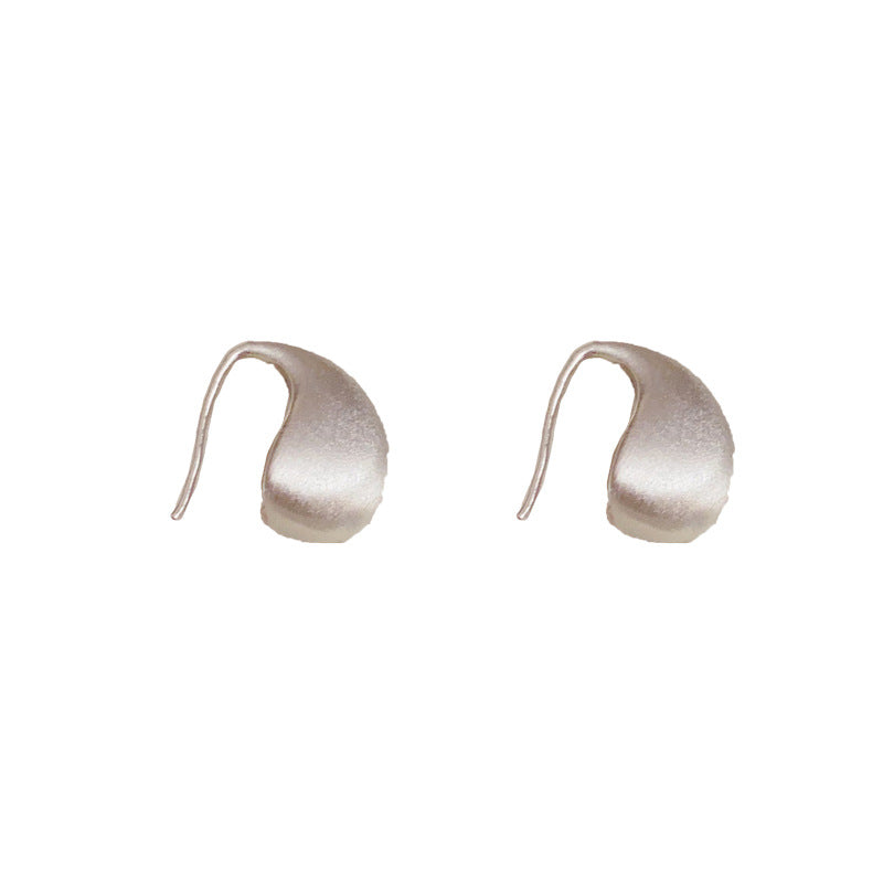 Fashionable And Minimalist Metal Droplet Earrings