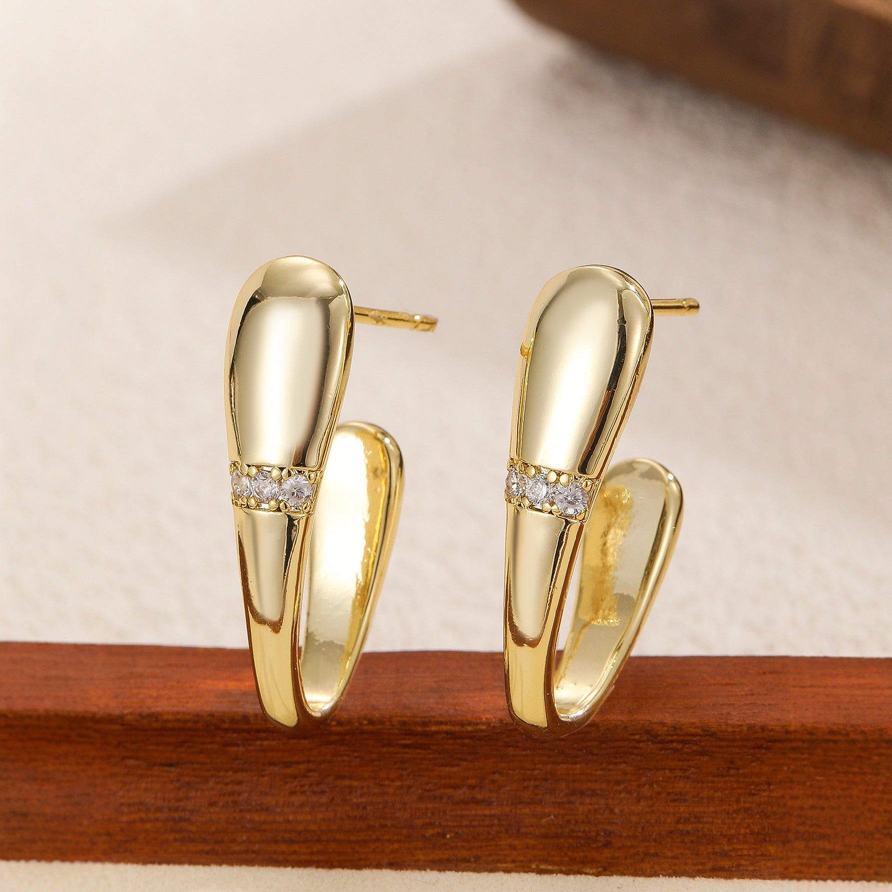 Simple And Versatile Square Earrings